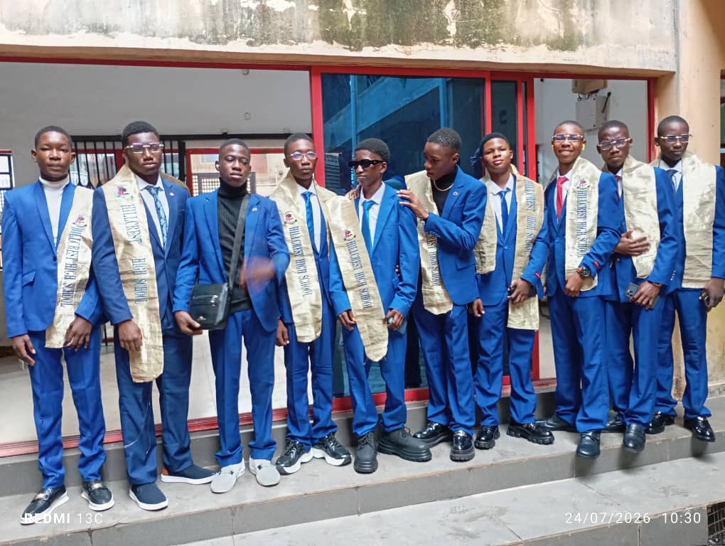 Graduation — Graduating students in blazers and sashes