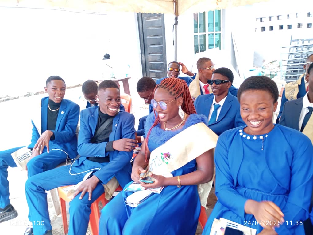 Graduation — Celebrations at the valedictory service
